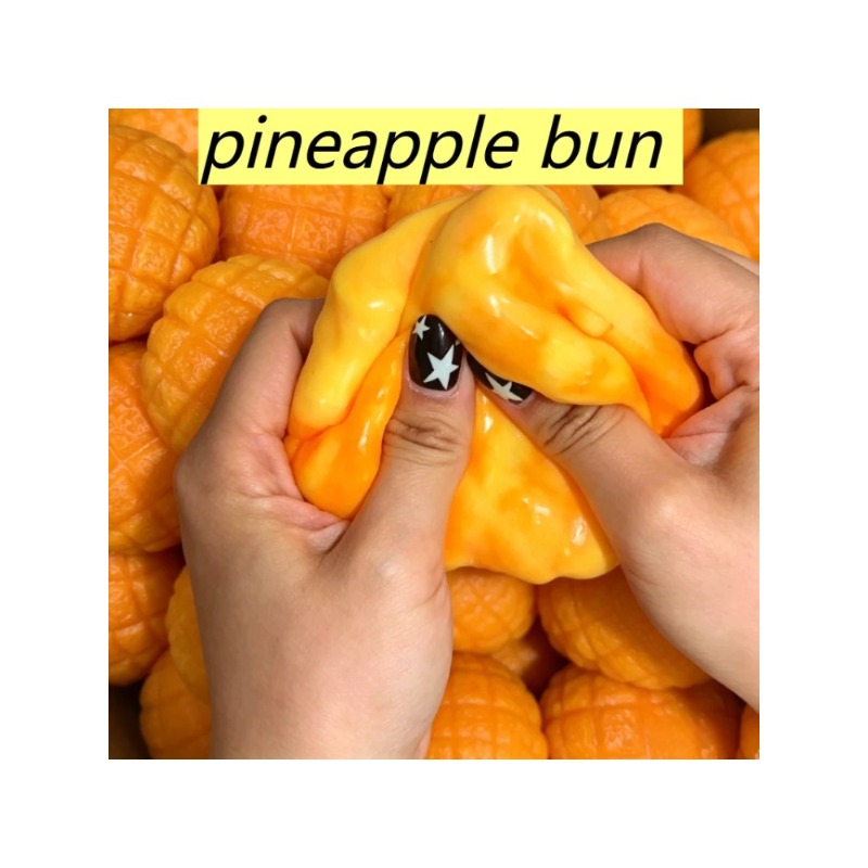 Food-Shaped Stress Ball Pineap - Food & Snacks Colouring Book recensie en prijs